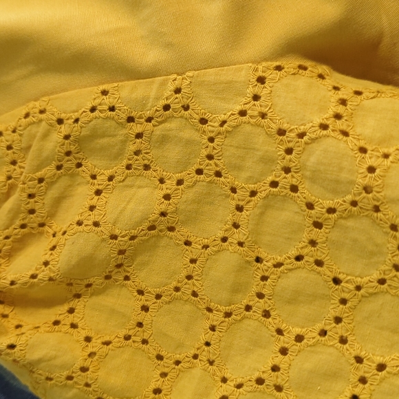 🏵️ Popover Mock-Neck Blouse With Puffed Eyelit Short Sleeves - Picture 3 of 3